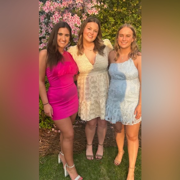 SOLD!!! AMERICAN THREADS Lucca One Shoulder Statement Mini Dress in Black - Picture 2 of 13